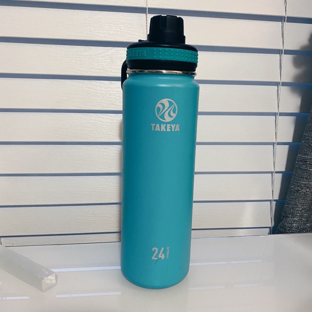 Water bottle